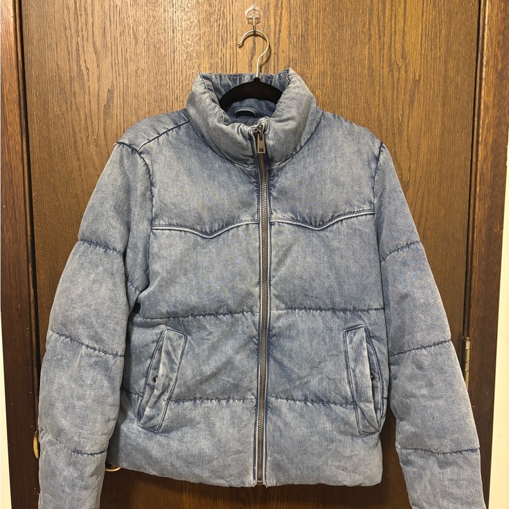 Levi's Blue Western Puffer Jacket with High Collar and Quilted Design